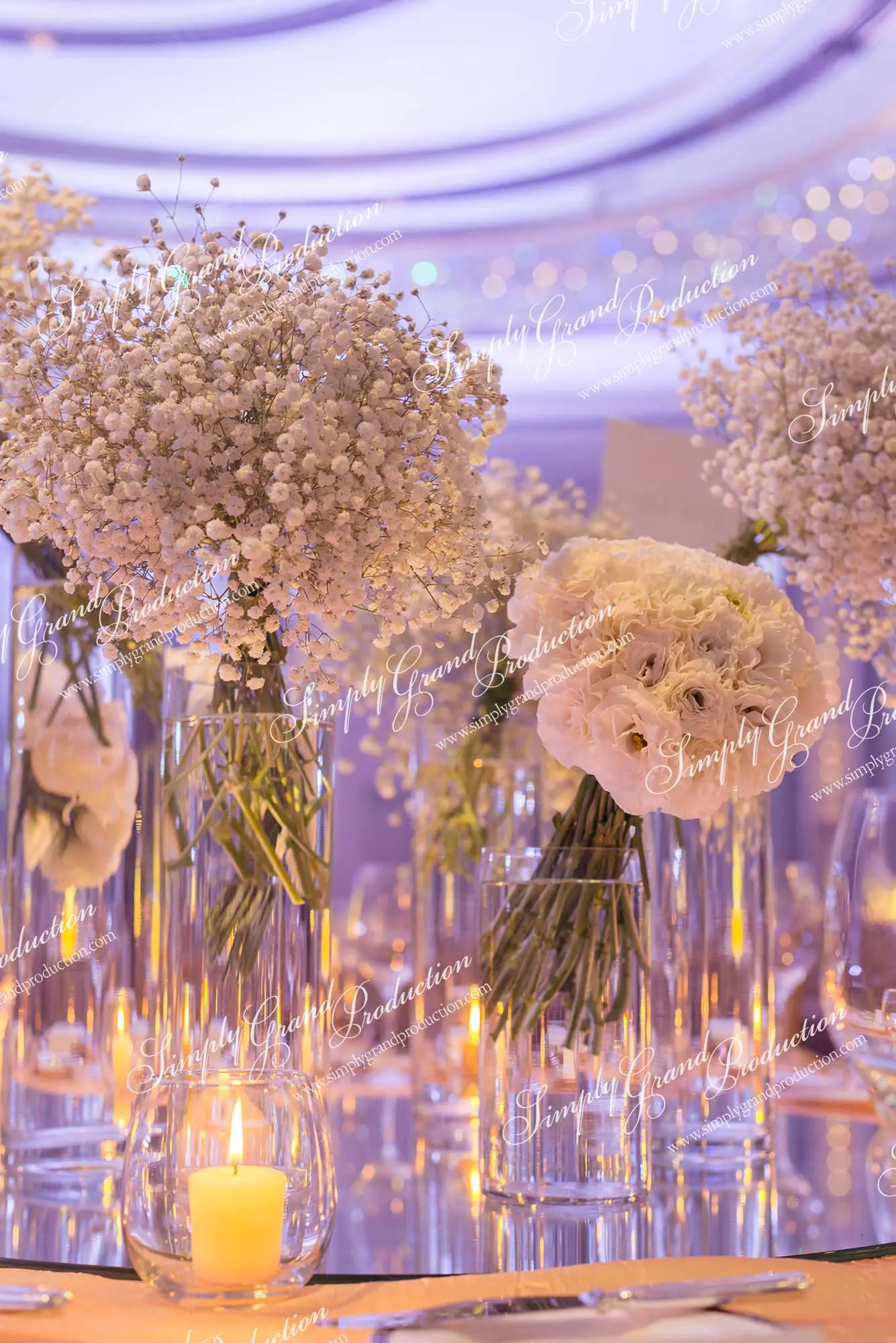 Simply_Grand_Production_Ballroom_wedding_decoration_banquet_centerpiece_white_floral_Grand_Hyatt_3_6_wm