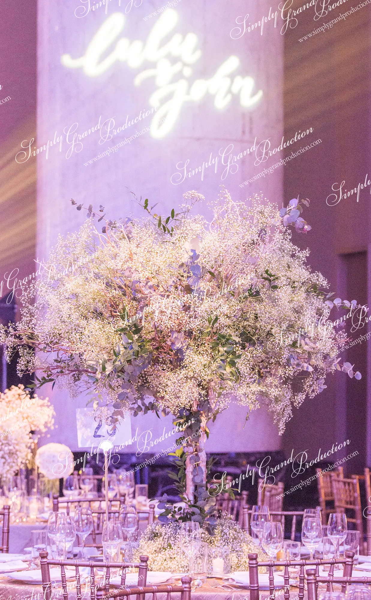 Simply_Grand_Production_Ballroom_wedding_decoration_centerpiece_gobo_weddingdetails_blooms_Grand_Hyatt_3_7_wm