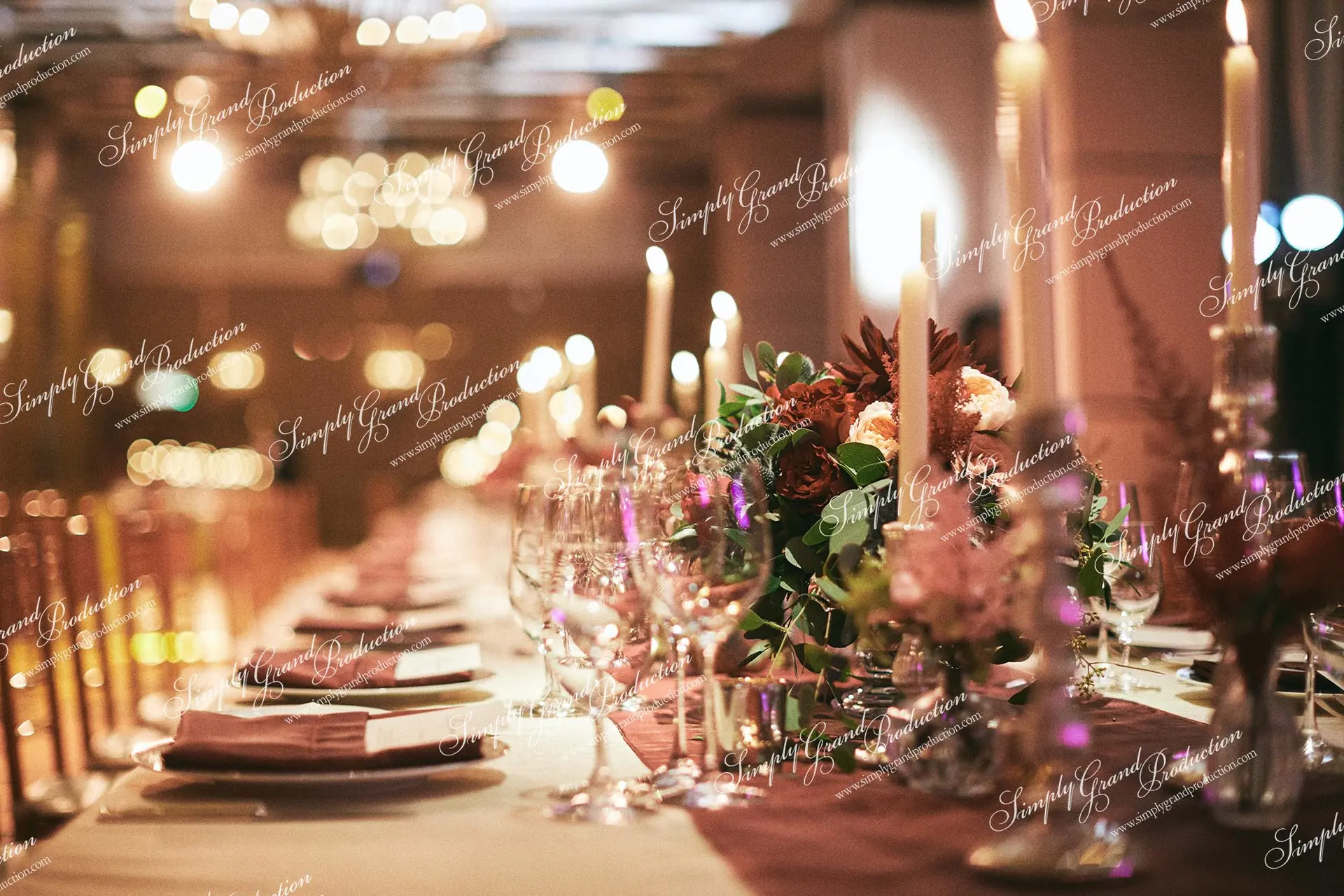 Simply_Grand_Production_Ballroom_wedding_decoration_banquet_dinner_parties_centerpiece_burgundy_glamour_1_8_wm
