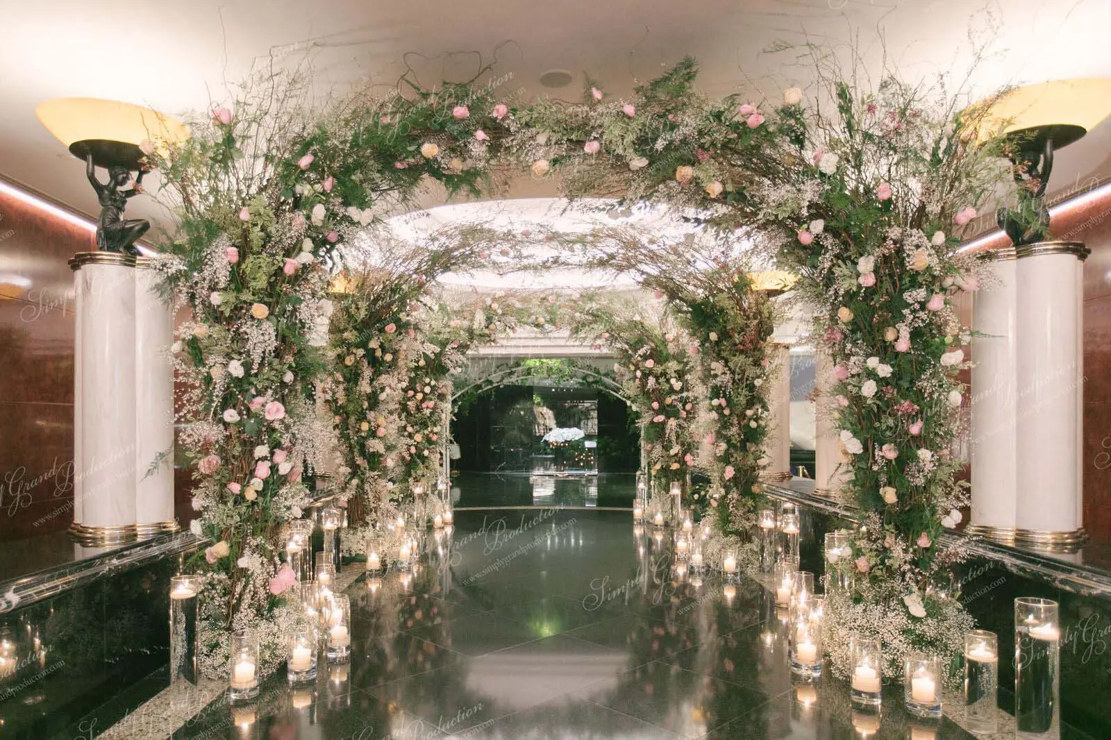 Grand Hyatt_Wedding_Decoration_Corridor_Flower Arch_8