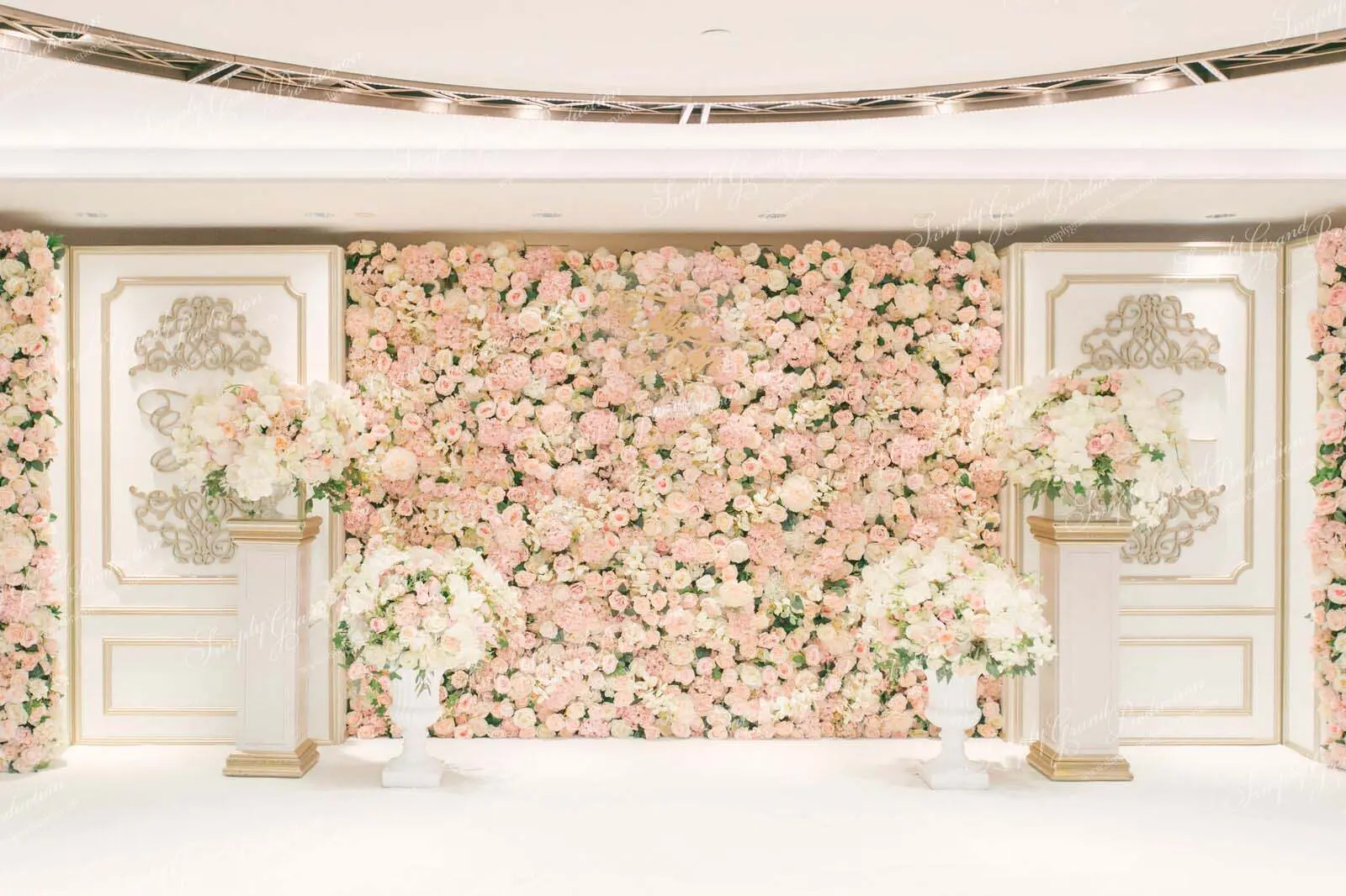 Grand Hyatt_Wedding_Decoration_Foyer_Flower Wall_7