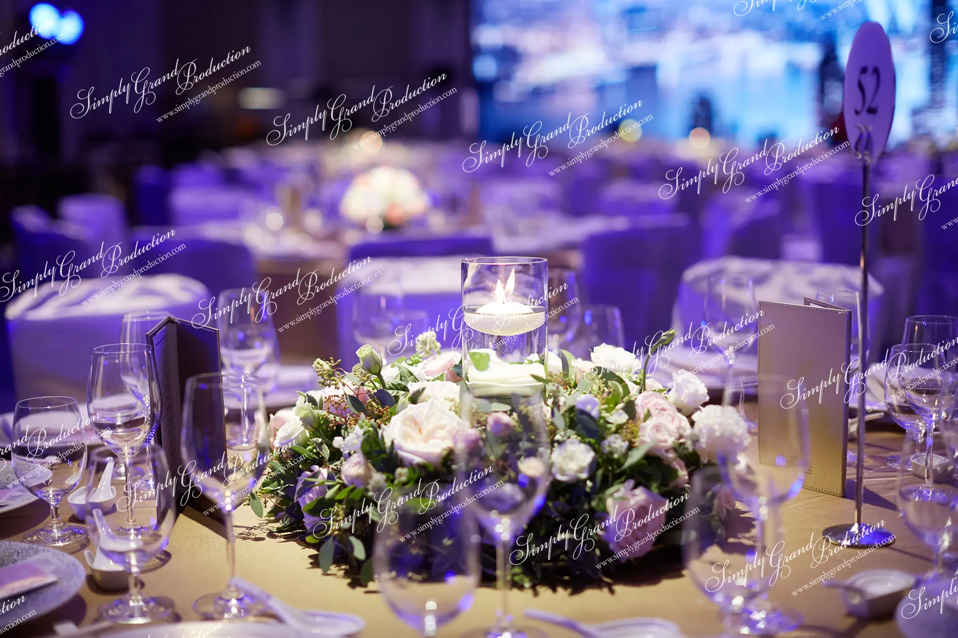 Simply_Grand_Production_Ballroom_centerpiece_tablescape_Kerry_Hotel_1_12_wm