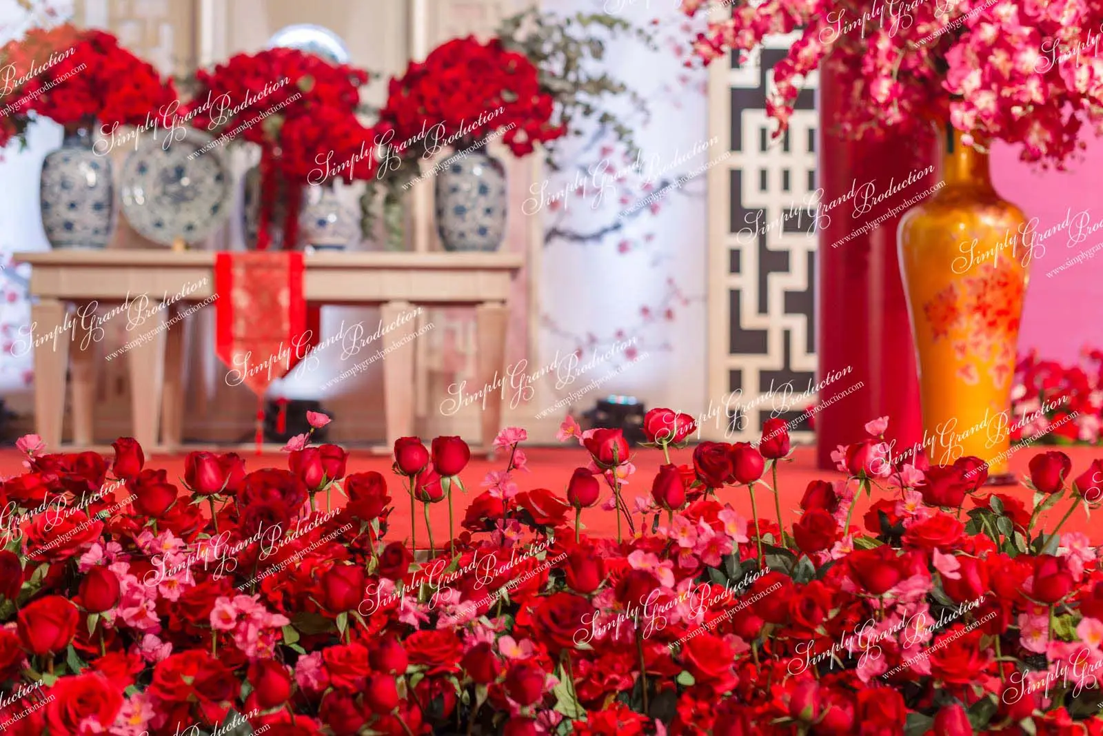 Simply_Grand_Production_Chinese_wedding_decoration_rred_pink_flower_blooms_Foshan_1_4