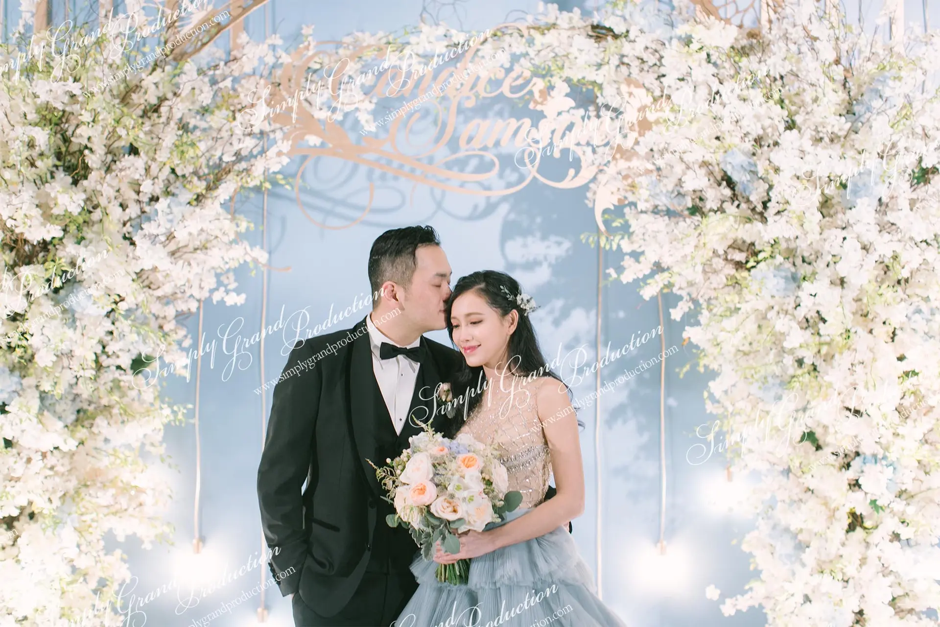 Simply_Grand_Production_wedding_arch_flower_backdrop_hk_hkwedding_couple_Ritz_Carlton_1_8