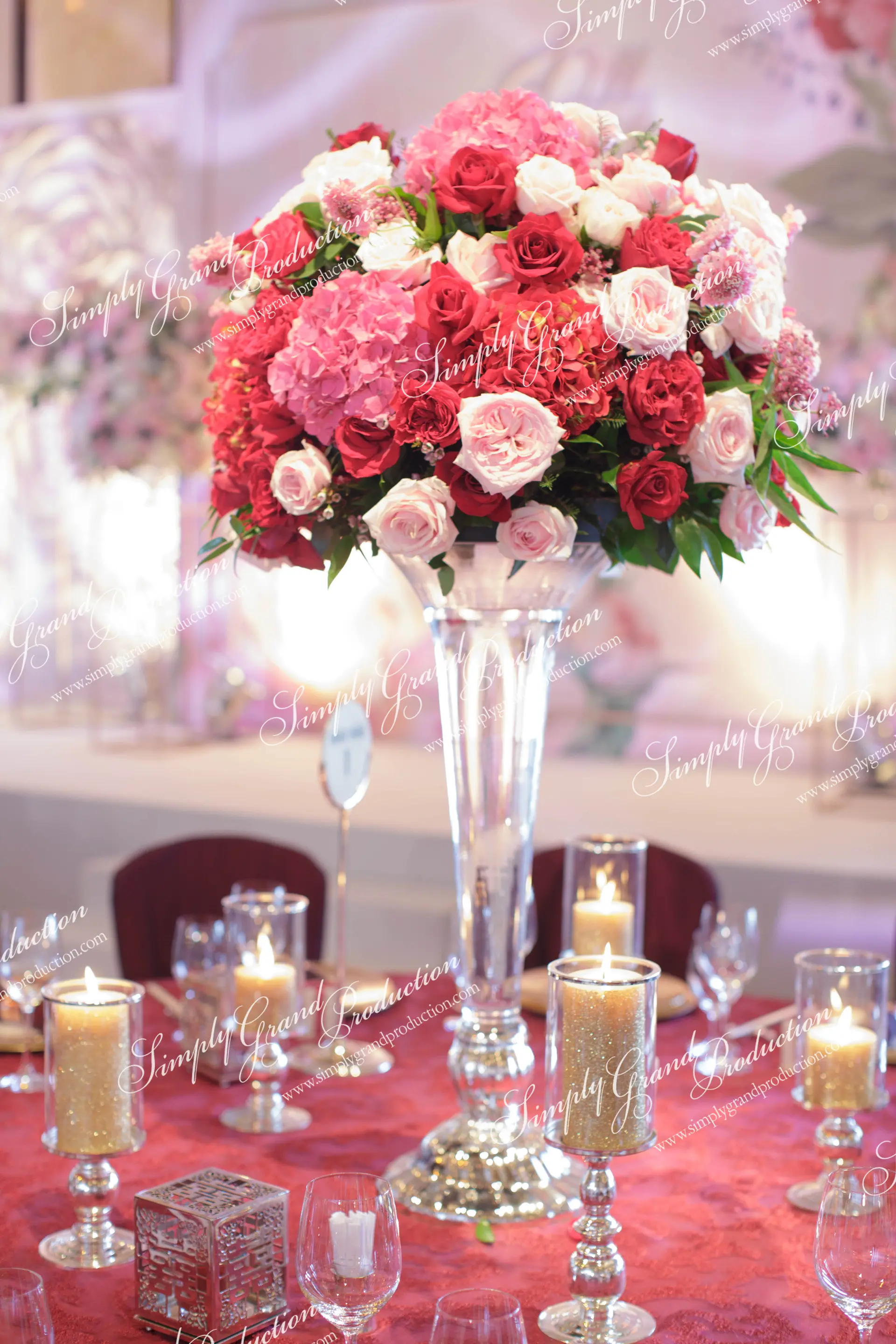 Simply_Grand_Production_wedding_deco_centerpiece_red_blush_Four_Seasons_2_13