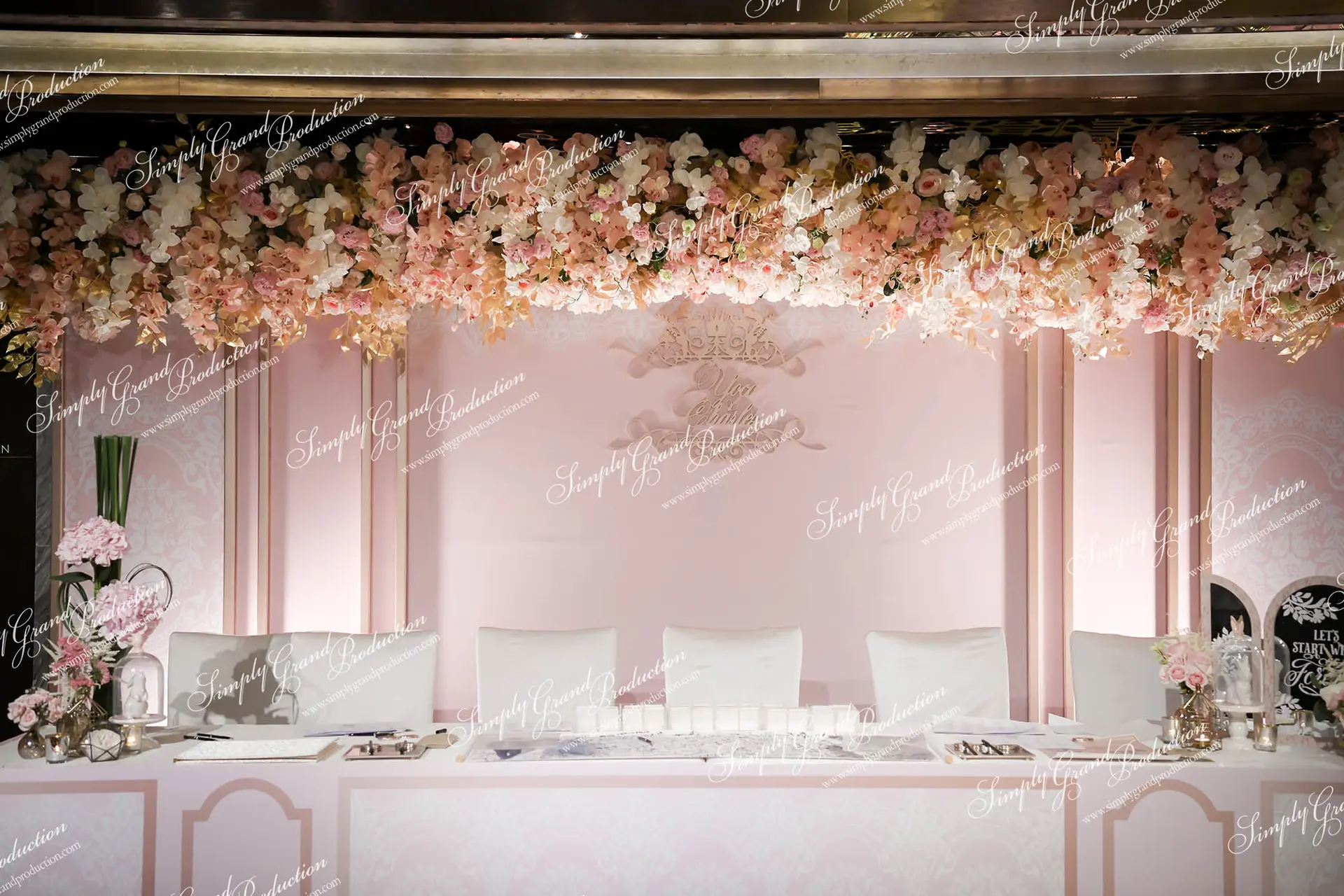 Simply_Grand_Production_Classic_Elegant_wedding_decoration_reception_table_Ritz_Carlton_2_11