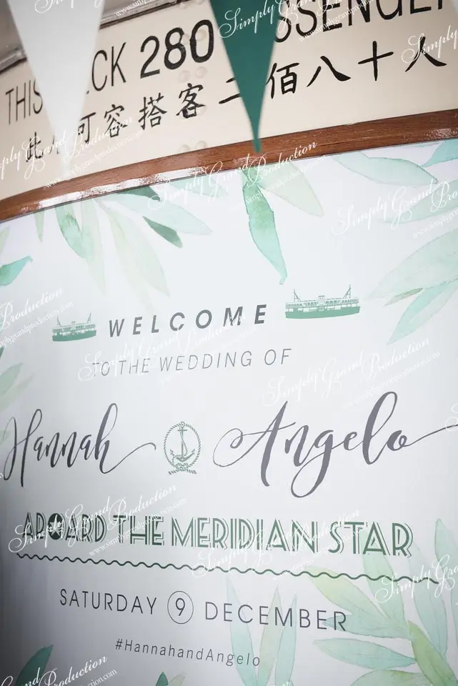 Simply_Grand_Production_Outdoor_wedding_decoration_details_welcome_board_whimsical_Star_Ferry_1_9.jpg