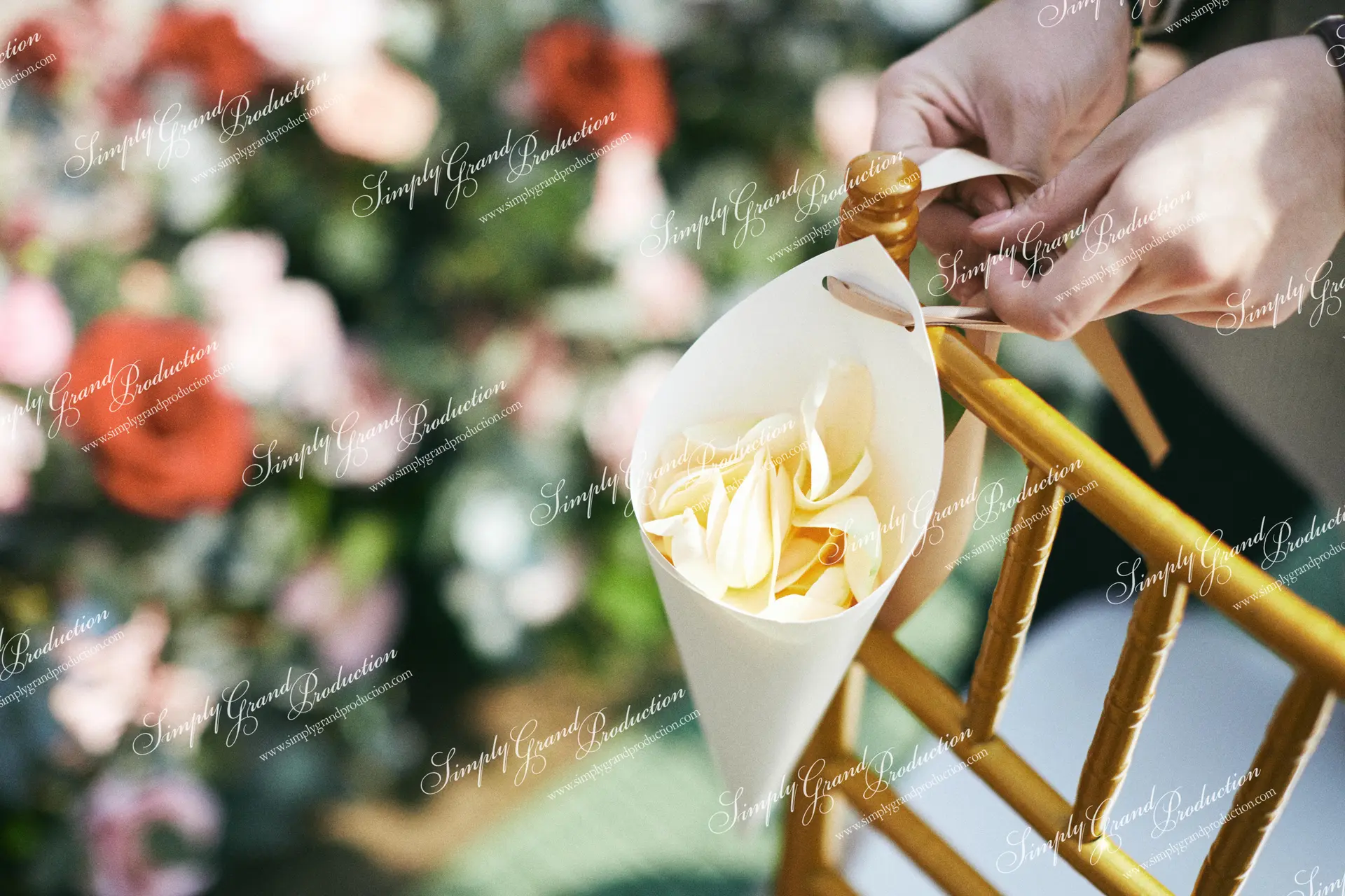 Simply_Grand_Production_Outdoor_wedding_decoration_yellow_petal_preparation_Country_Club_2_14.jpg