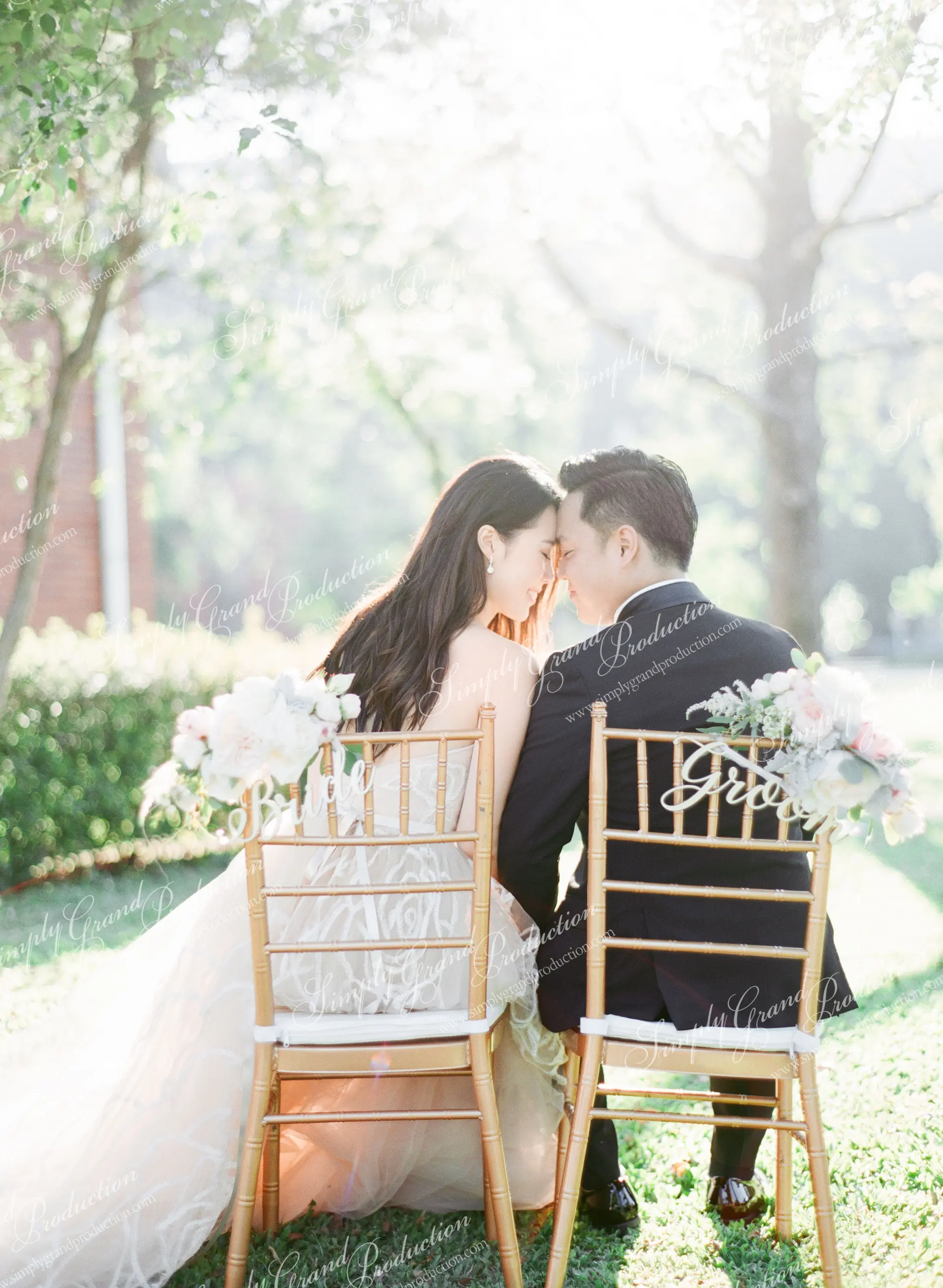 Simply_Grand_Production_Outdoor_wedding_decoration_photoshoot_Adventist_College_couple_natural_light_2_14.JPG